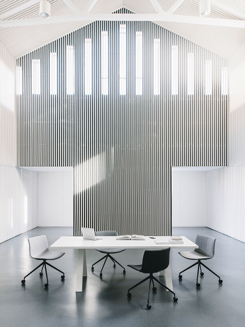 会议台|实木会议台|办公家具|设计师家具|交叉会议台